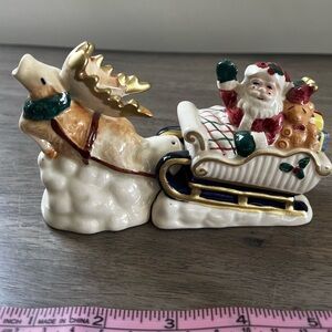 Santa Sleigh and Reindeer Salt & Pepper Shakers Vtg 1993 Omnibus Fitz & Floyd